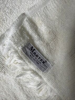 Martex Vtg All Cotton White yellow green Fringed Bath Towel made USA